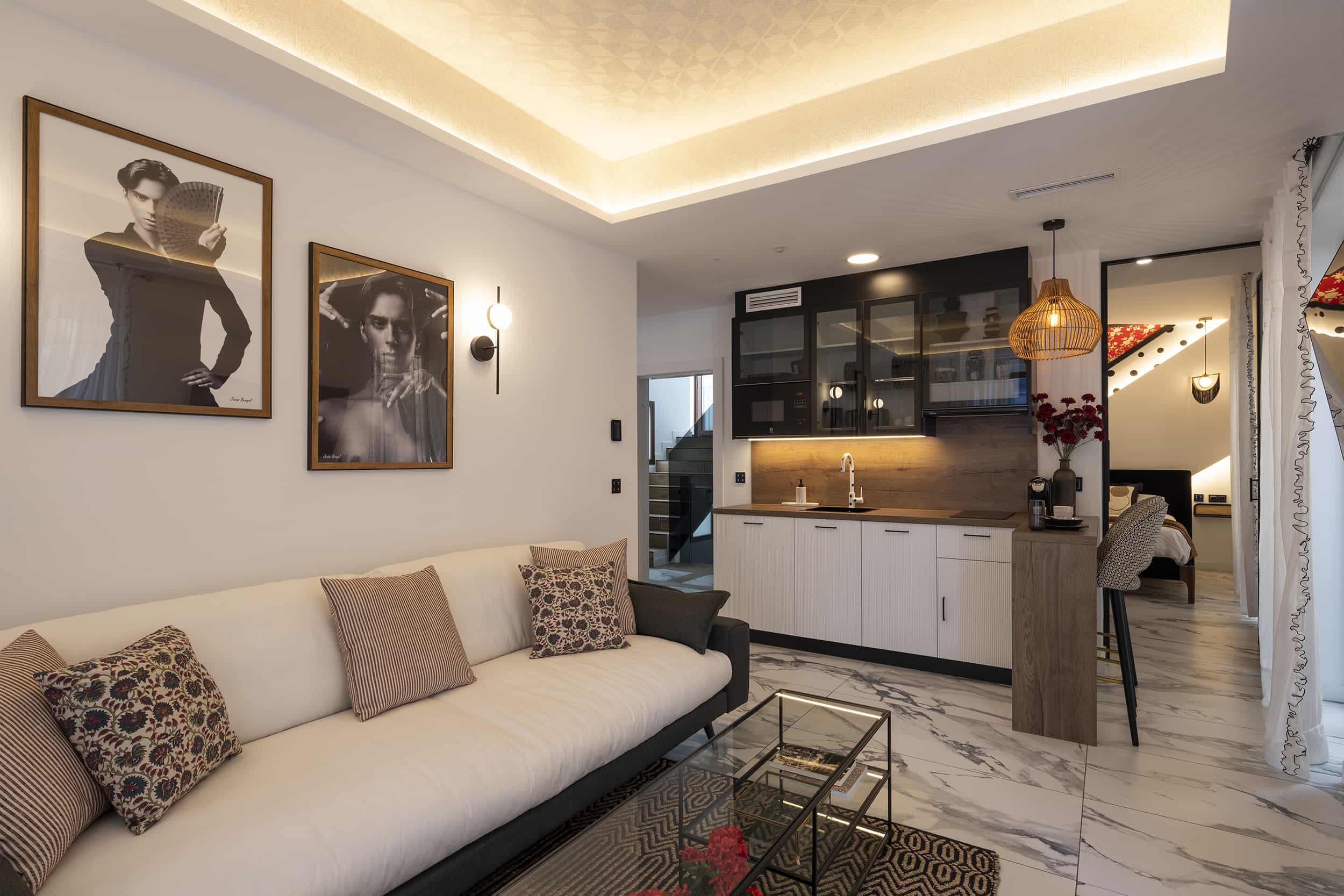 PALATINA158 Palatina Concept Suites | Folclore